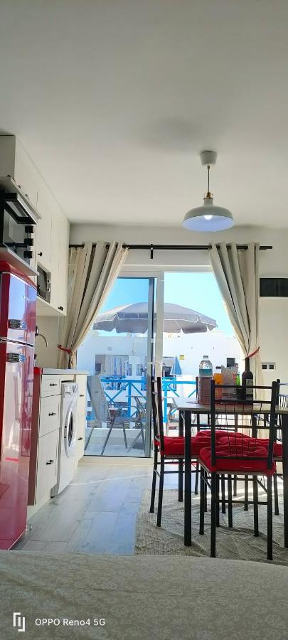 Red Apartment ปูแอร์โตเดลคาร์เมน ภายนอก รูปภาพ