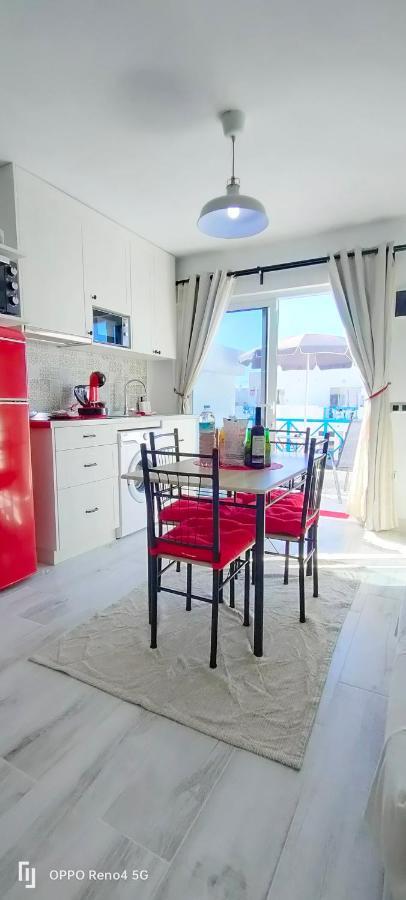 Red Apartment ปูแอร์โตเดลคาร์เมน ภายนอก รูปภาพ