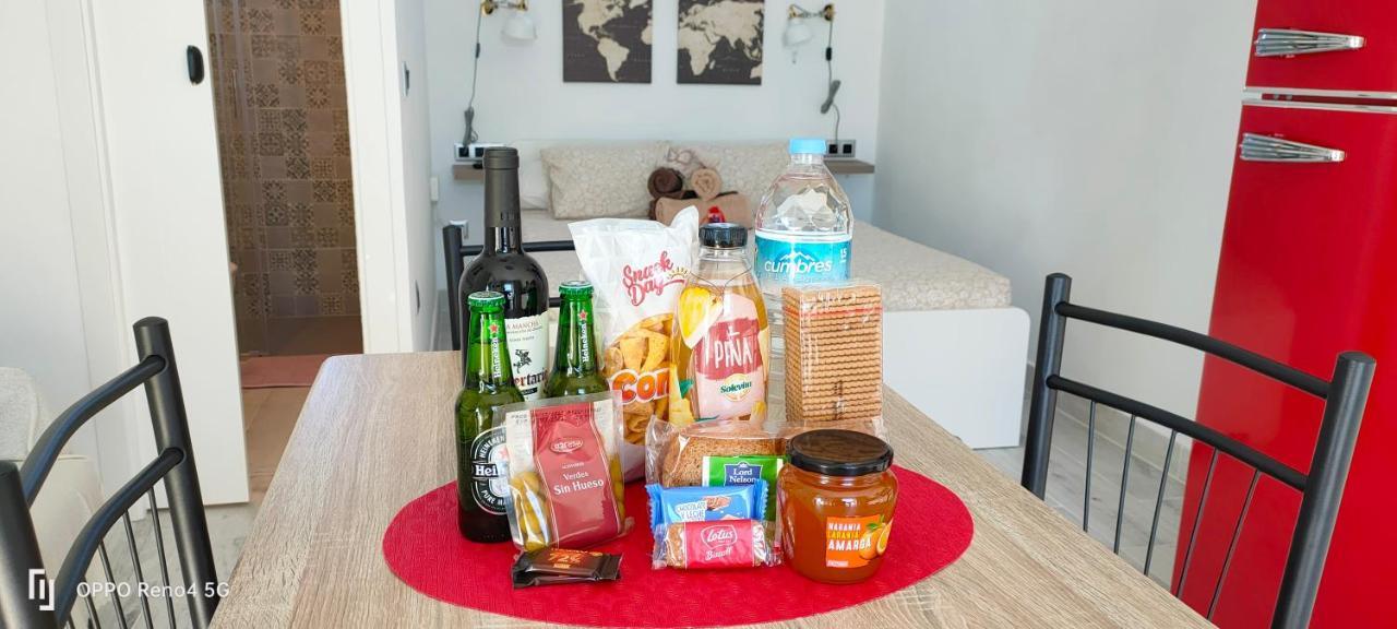 Red Apartment ปูแอร์โตเดลคาร์เมน ภายนอก รูปภาพ