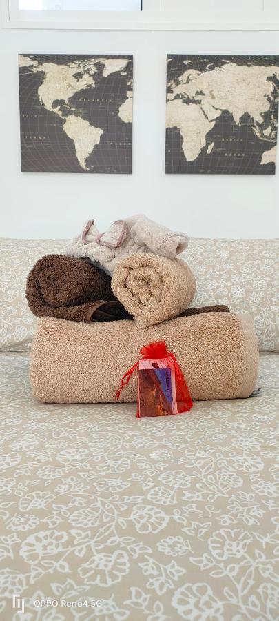 Red Apartment ปูแอร์โตเดลคาร์เมน ภายนอก รูปภาพ