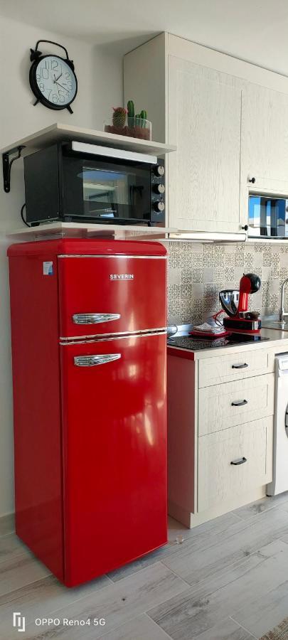 Red Apartment ปูแอร์โตเดลคาร์เมน ภายนอก รูปภาพ